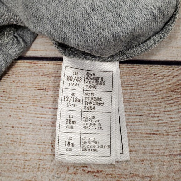 Disney Parks Mickey Mouse & Friends Romper Jumpsuit 2019 Size 18M One Piece - Picture 10 of 10